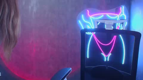 Snapshot of miri_miss chatting on December 2024 01:06:01 PM Miri online show from December 2024 01:06:01 PM