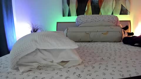 Eva online show from February 2025 06:21:02 AM