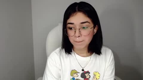 Snapshot of misha__sweet__27 chatting on January 2025 12:31:01 AM misha online show from January 2025 12:31:01 AM