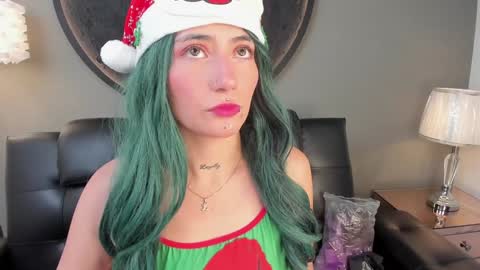 Charlotte online show from December 2024 04:19:02 PM