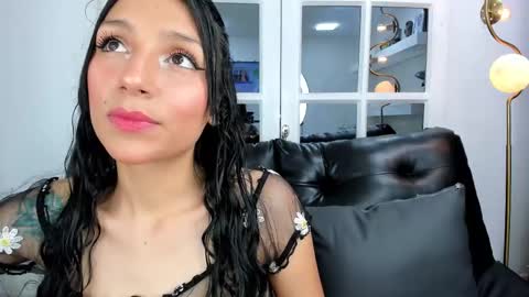 Snapshot of miss___evangeline chatting on March 2025 02:30:02 AM Evangeline online show from March 2025 02:30:02 AM