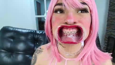 Abigail online show from October 2025 02:53:01 AM