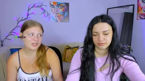 Snapshot of miss__ella chatting on September 2025 05:40:01 AM miss__ella online show from September 2025 05:40:01 AM