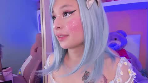 Lunna online show from September 2025 11:15:02 AM