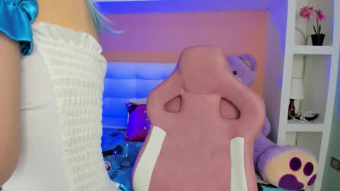 Snapshot of miss__lunna chatting on October 2025 11:00:02 AM Lunna online show from October 2025 11:00:02 AM