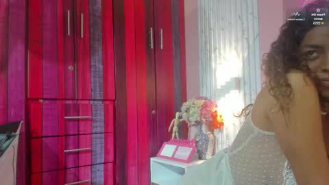 miss__smith_ online show from October 2025 08:39:01 PM