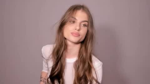 Snapshot of miss_algel chatting on November 2025 12:33:01 PM Katrin online show from November 2025 12:33:01 PM