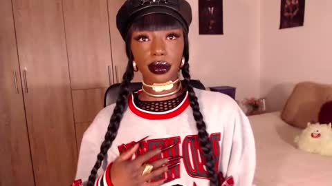 Aria Diaz online show from October 2025 01:29:01 PM