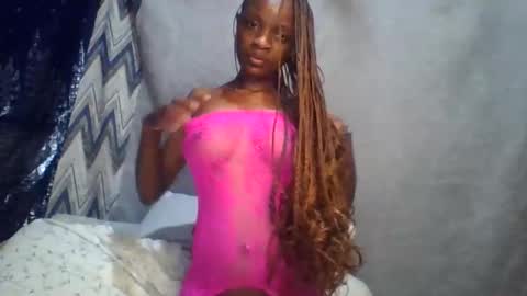 miss_belllo online show from February 2025 05:51:02 AM