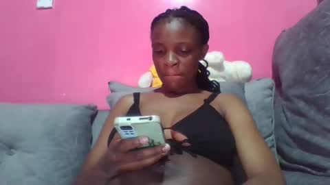 miss_belllo online show from September 2025 11:48:01 AM