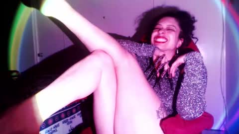 Snapshot of miss_carmila chatting on October 2025 11:18:02 PM Miss Carmila online show from October 2025 11:18:02 PM