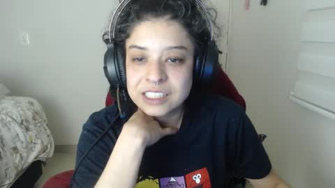 Snapshot of miss_carmila chatting on November 2025 01:17:02 AM Miss Carmila online show from November 2025 01:17:02 AM