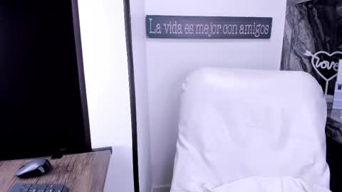 Snapshot of miss_danika chatting on February 2025 11:10:02 AM Danika online show from February 2025 11:10:02 AM