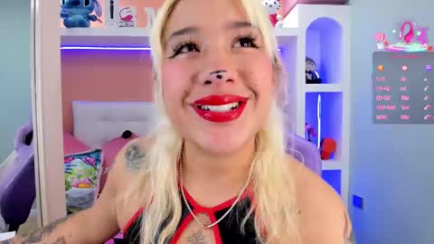 Snapshot of miss_danika chatting on March 2025 11:53:02 AM Danika online show from March 2025 11:53:02 AM