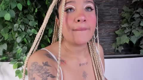 Snapshot of miss_danika chatting on September 2025 10:59:02 AM Danika online show from September 2025 10:59:02 AM