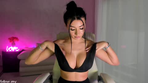 miss_diamond__ online show from December 2024 07:05:01 AM