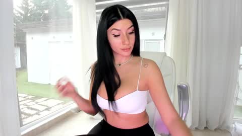 miss_diamond__ online show from February 2025 07:18:02 AM