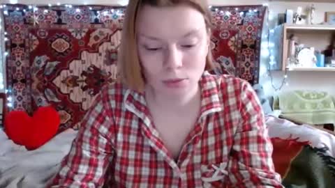 Elis online show from March 2025 12:06:02 PM