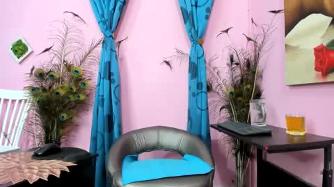 Monica Patricia online show from September 2025 03:06:01 PM