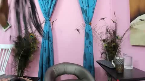 Monica Patricia online show from October 2025 10:32:02 AM