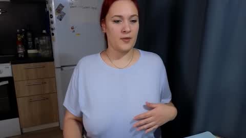 Jess online show from December 2025 12:21:02 PM