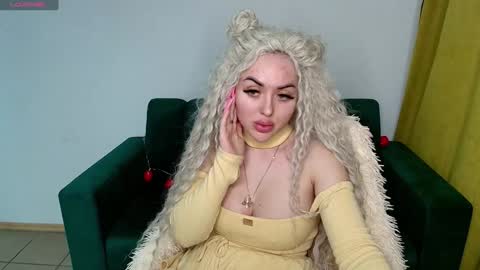 miss_kiten online show from February 2025 04:35:02 AM