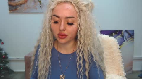 miss_kiten online show from February 2025 10:43:02 PM
