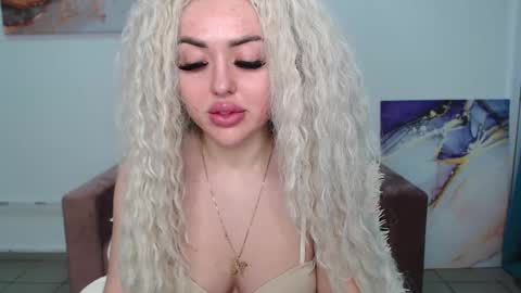 miss_kiten online show from March 2025 12:37:02 PM