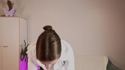 miss_lanab online show from November 2025 12:27:02 PM