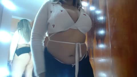 lilieth  online show from January 2025 03:01:02 PM
