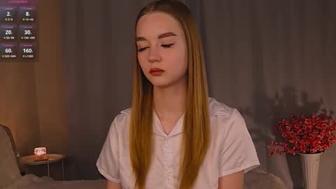 Nicole online show from September 2025 11:09:02 PM