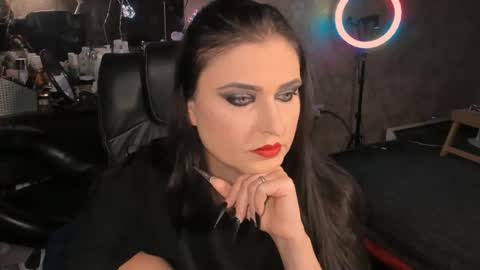 Leya online show from September 2025 08:47:01 PM