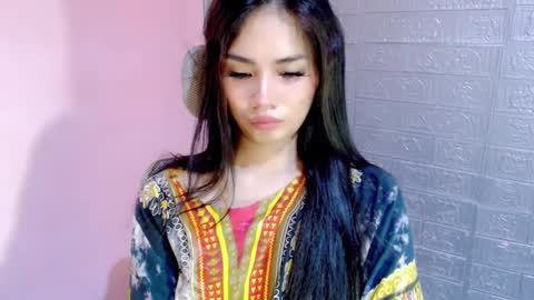 Snapshot of miss_sweety_17 chatting on January 2025 07:57:01 AM Jean Marie online show from January 2025 07:57:01 AM
