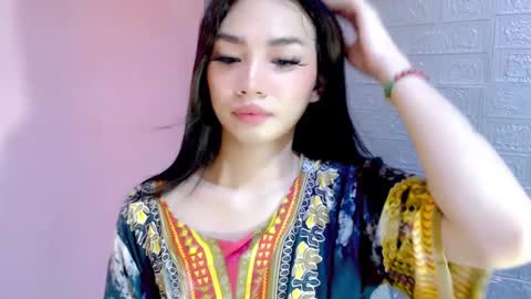 Snapshot of miss_sweety_17 chatting on January 2025 02:52:01 AM Jean Marie online show from January 2025 02:52:01 AM
