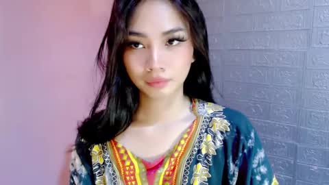 Snapshot of miss_sweety_17 chatting on January 2025 01:45:02 AM Jean Marie online show from January 2025 01:45:02 AM