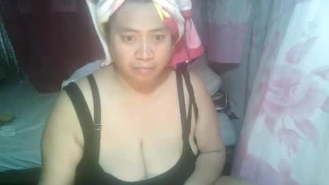 Snapshot of miss_v0lcan0 chatting on September 2025 11:02:01 AM miss v0lcan0 online show from September 2025 11:02:01 AM