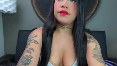 Vaiolette online show from September 2025 11:02:01 AM