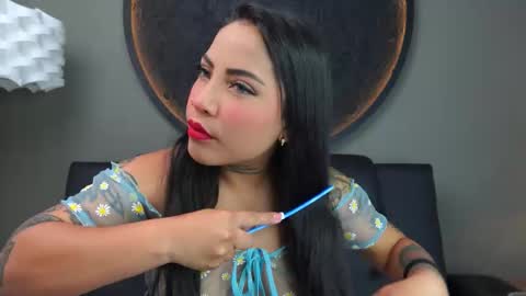 Vaiolette online show from September 2025 11:03:01 AM