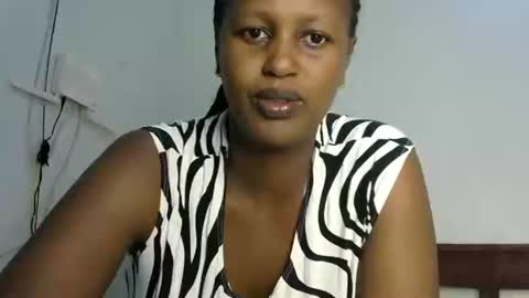 miss_vall online show from December 2024 11:15:02 AM