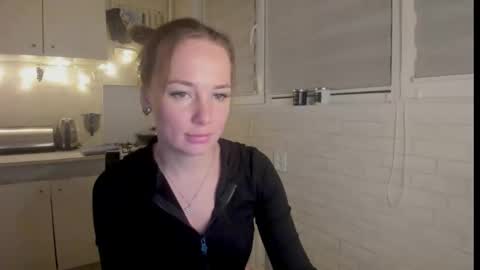 miss_you20 online show from November 2025 09:06:02 PM