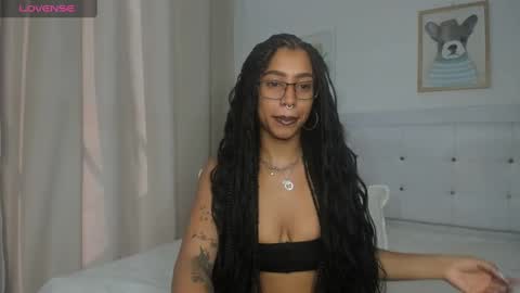 Snapshot of missangeldust chatting on February 2025 08:14:02 PM missangeldust online show from February 2025 08:14:02 PM