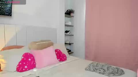 Snapshot of missangeldust chatting on September 2025 09:37:01 PM missangeldust online show from September 2025 09:37:01 PM