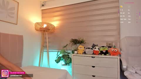 Snapshot of missbrasil_ chatting on October 2025 12:04:02 PM Sara Vanegas online show from October 2025 12:04:02 PM