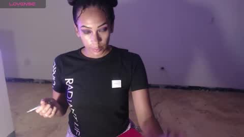 Snapshot of misscruzxz chatting on September 2025 11:21:01 PM Donna di Diamanti online show from September 2025 11:21:01 PM