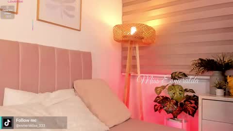 Julieta Arboleda   but i like call me esme online show from September 2025 09:51:01 PM