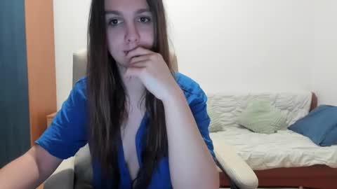 Snapshot of missgreen21 chatting on October 2025 05:15:02 AM missgreen21 online show from October 2025 05:15:02 AM