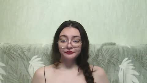 missis mona online show from December 2024 04:04:01 AM