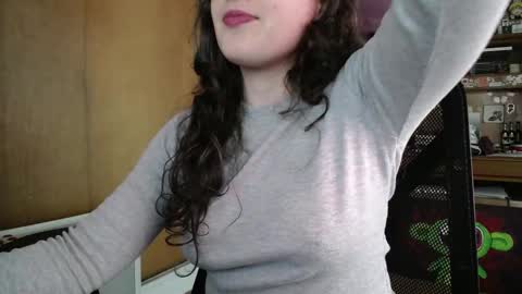 Ivana online show from November 2025 05:23:01 PM