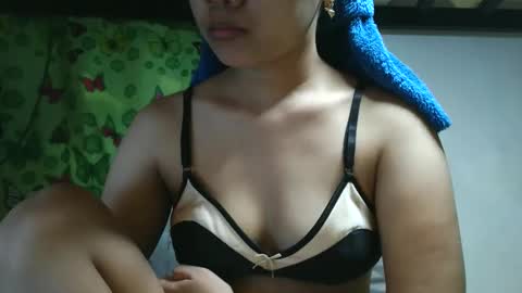 Jona online show from October 2025 07:58:01 AM