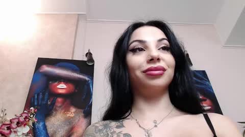 missjuliax online show from December 2024 11:07:01 AM
